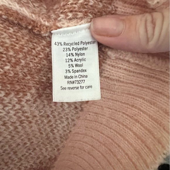 Nine West - retro feeling animal print blush color sweater - Picture 9 of 10